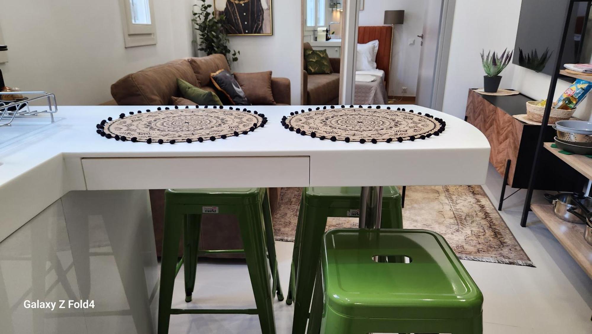 Delenco Trio Apartment Атина Екстериор снимка